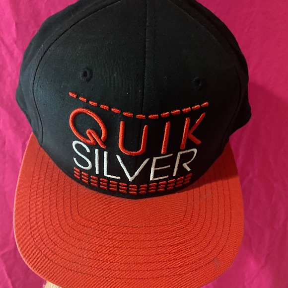🧢🏈NWOT QUIK SILVER HAT ONE SIZE FITS MOST - Picture 3 of 10